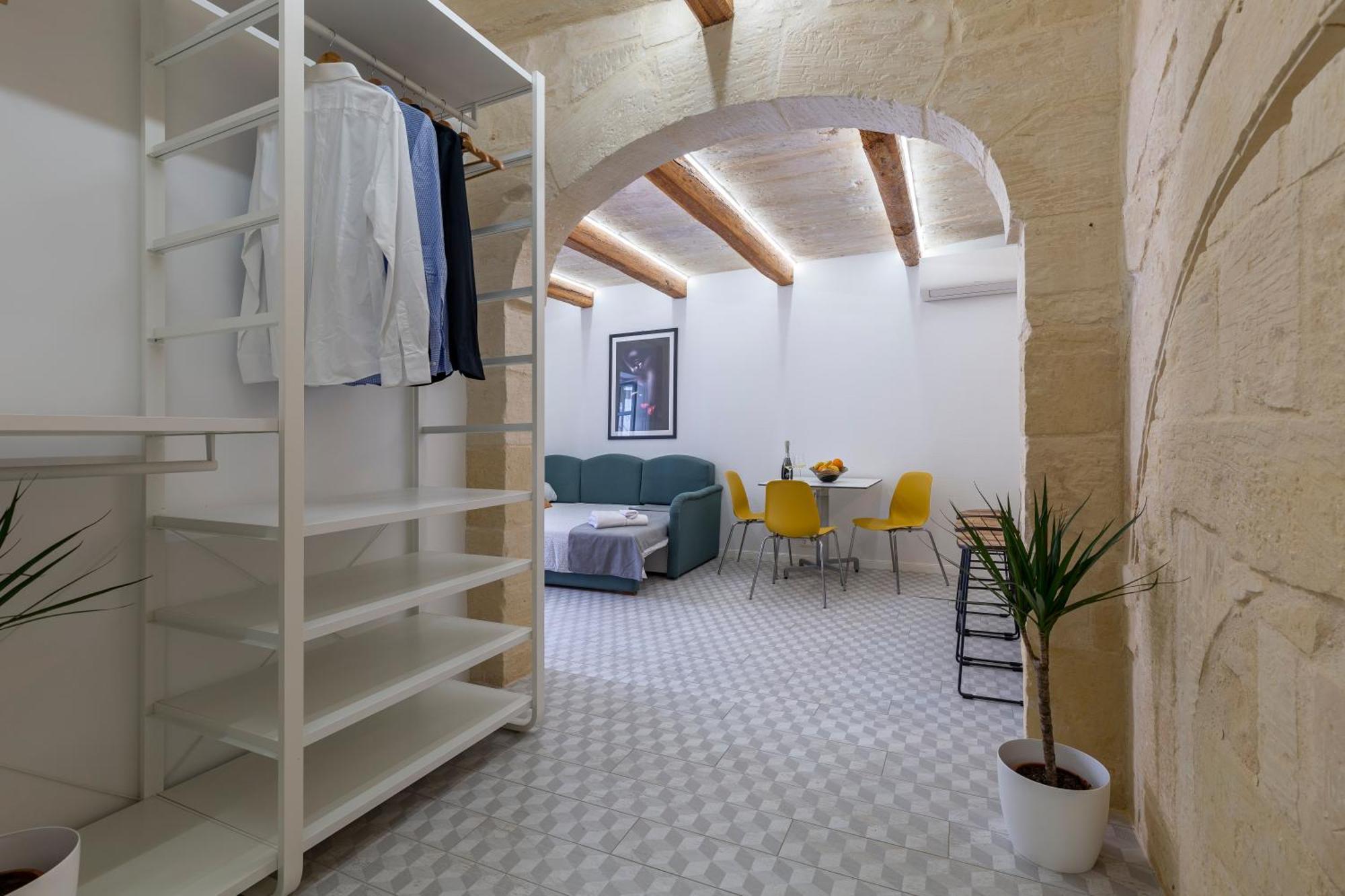 The Glen Residences Апартаменты *